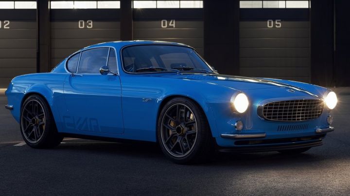 Volvo P1800 Cyan 2021 1280 01